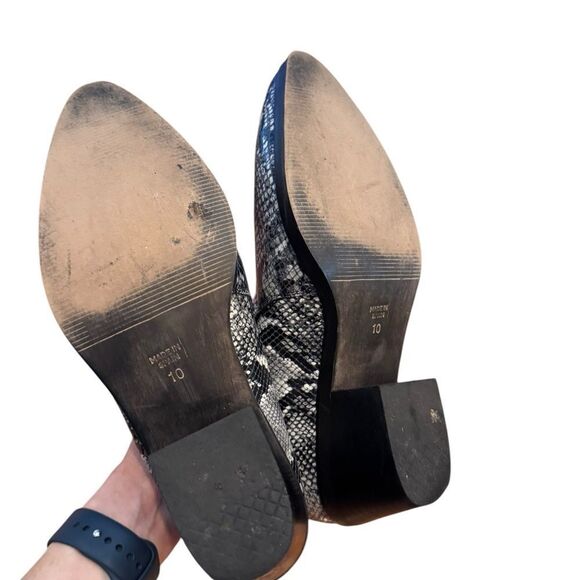 Intentionally Blank Black White Snakeskin Ankle Booties 10 - Picture 7 of 7